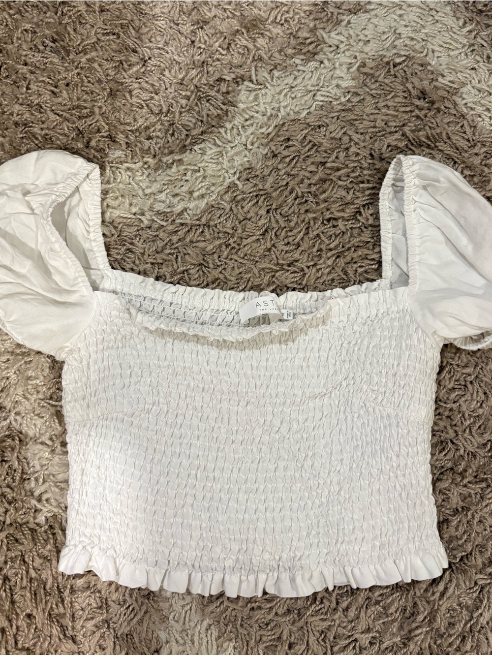 Astr White Smocked Puff Sleeve Crop Top